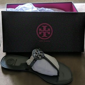 NIB Grey Tory Burch Jelly Sandals